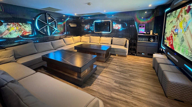 Supreme KTV gallery image